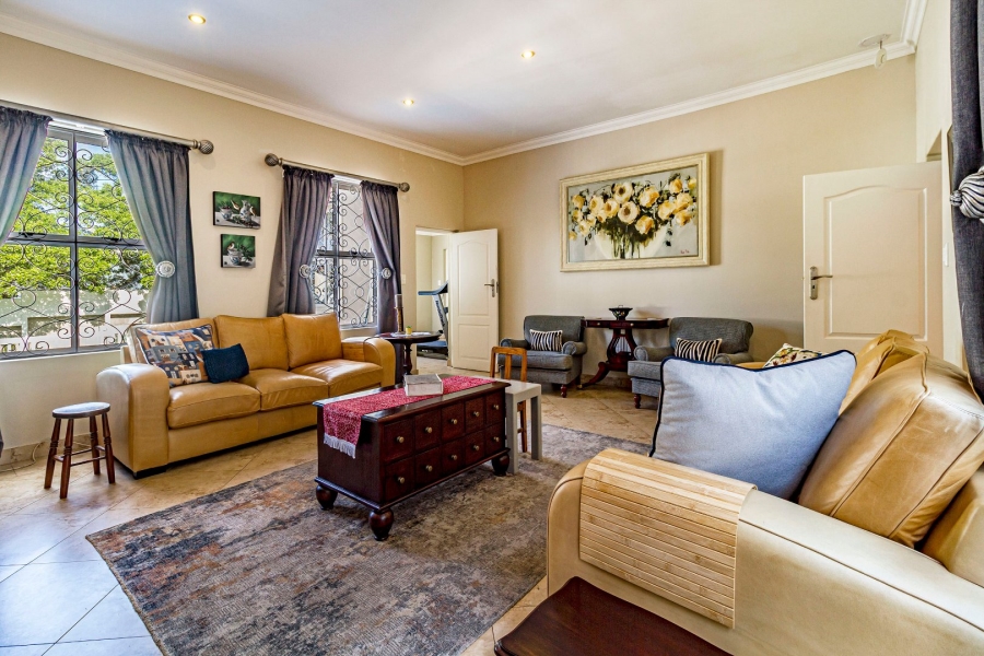 5 Bedroom Property for Sale in Golden Acre Western Cape